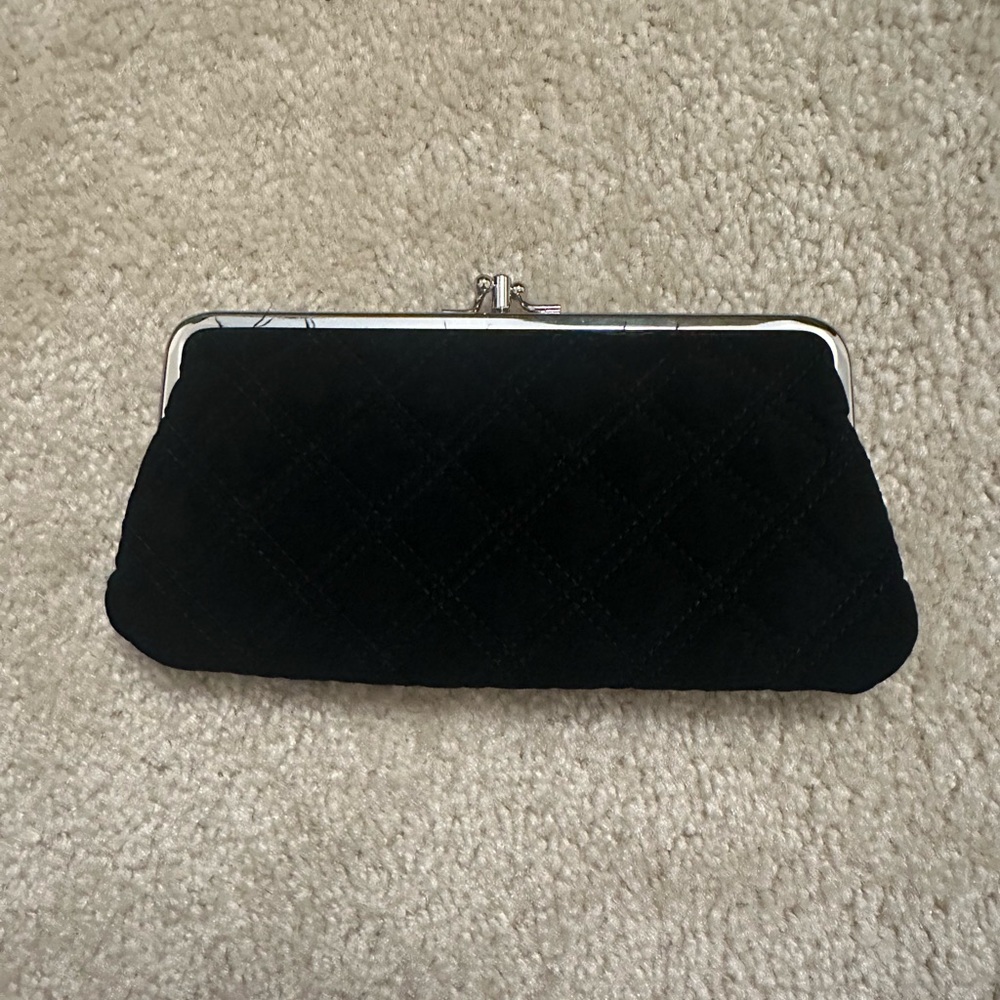 Vera Bradley Black Quilted Clutch wallet - Picture 3 of 9